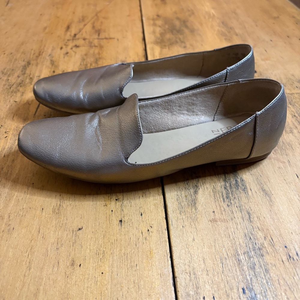 Naturalizer Emiline Bronze Metallic Slip On Leather Loafers US 9 GUC